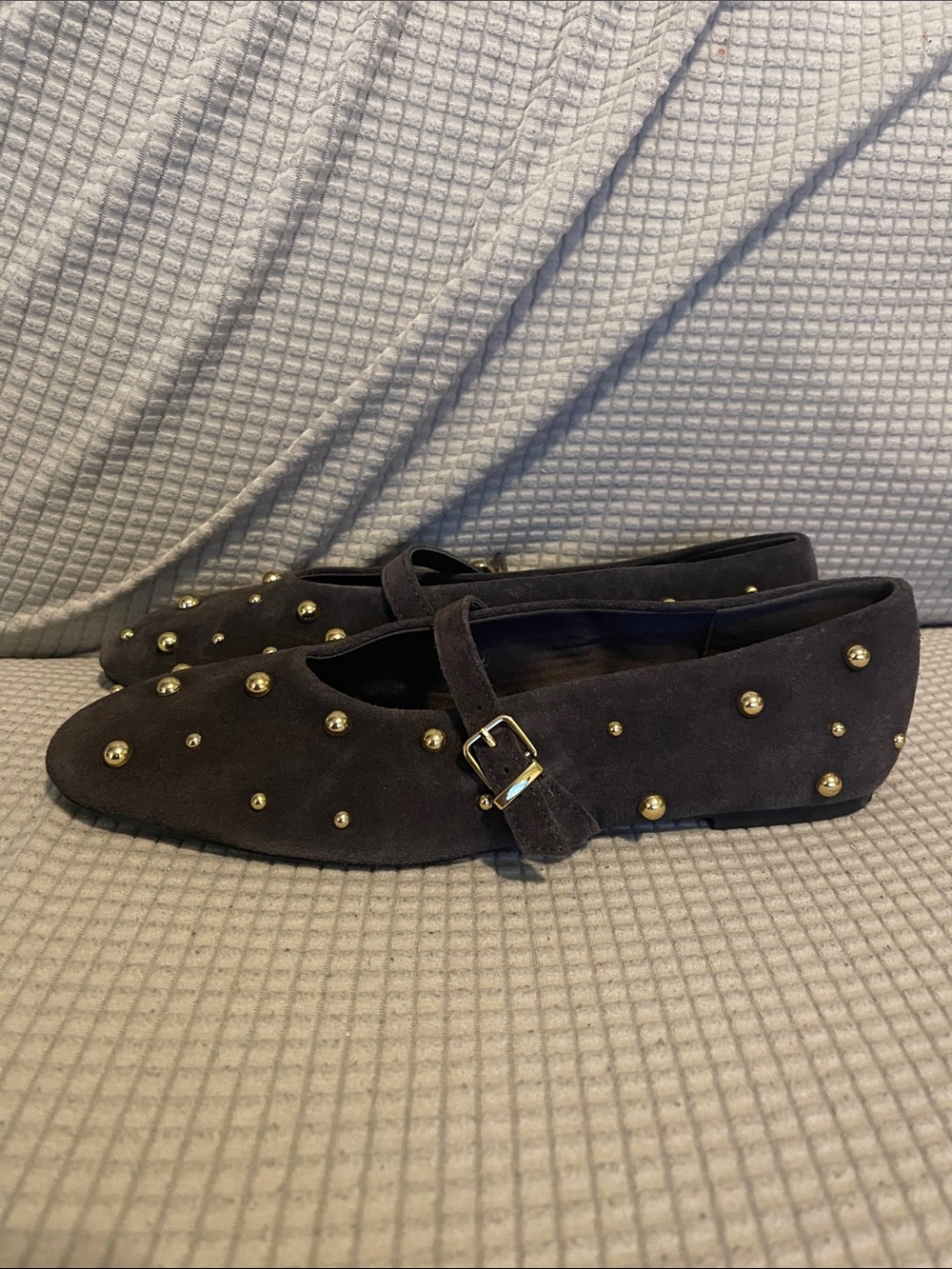 Zara women’s Dark Brown Mary Jane Flats with Gold Studs size 40 /9 us - Picture 4 of 7